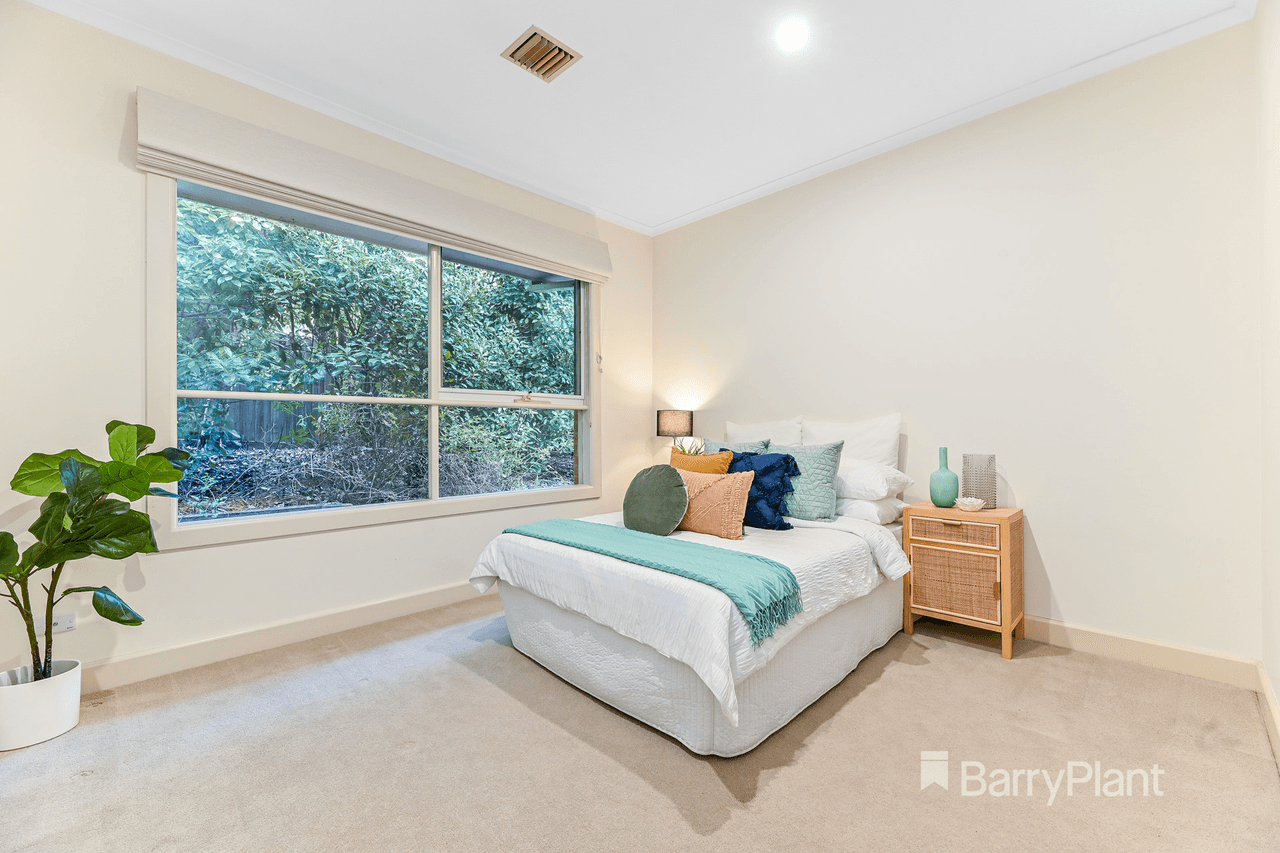 13 Sundew Court, Knoxfield, VIC 3180