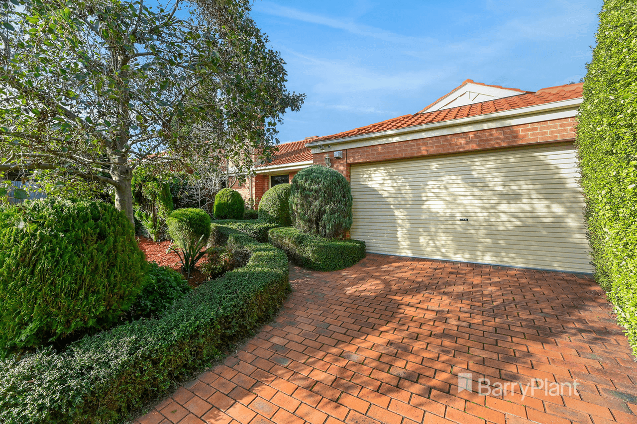 13 Sundew Court, Knoxfield, VIC 3180