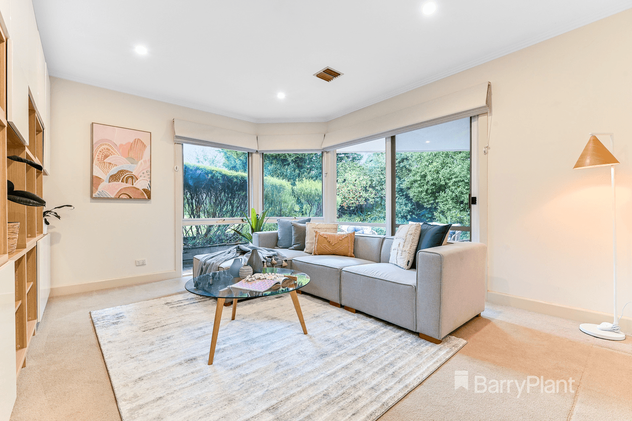 13 Sundew Court, Knoxfield, VIC 3180