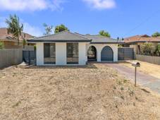 37 June Road, Safety Bay, WA 6169