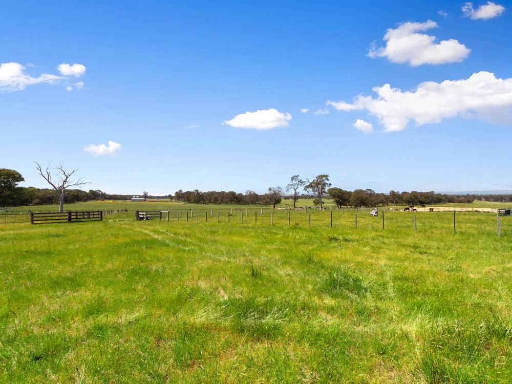 455 Heyfield-Seaton Road, HEYFIELD, VIC 3858