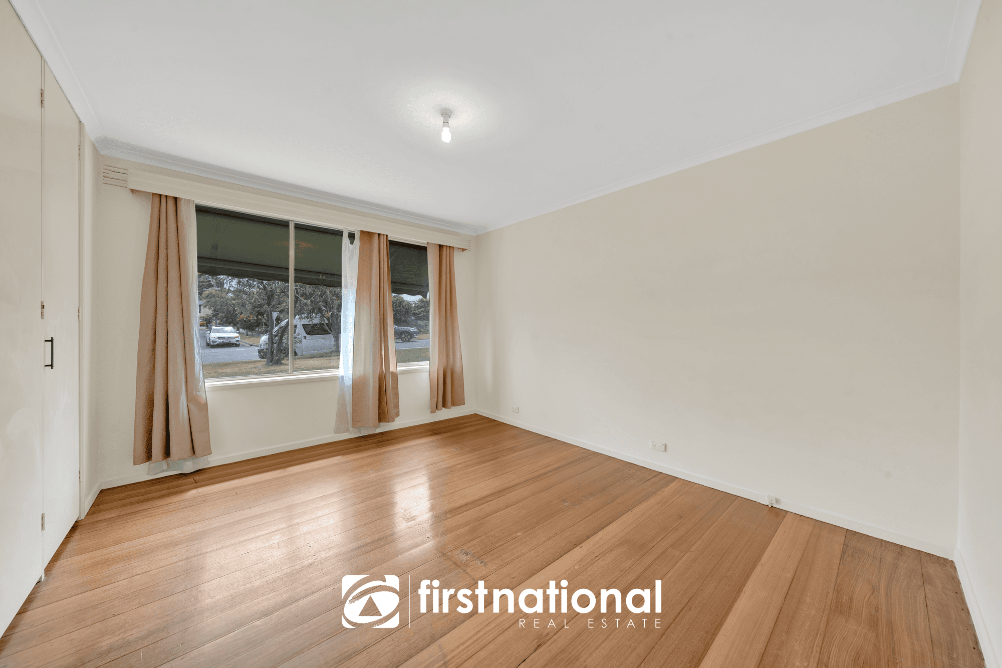 12 Essex Park Drive, Endeavour Hills, VIC 3802