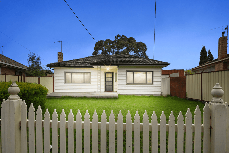 4 Ledger Avenue, FAWKNER, VIC 3060