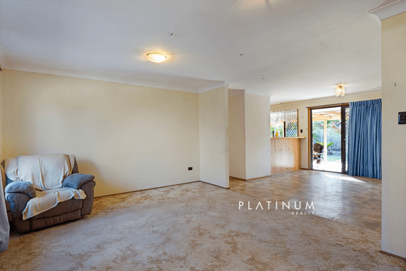 12 Cyclades Crescent, CURRUMBIN WATERS, QLD 4223