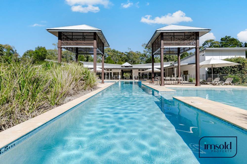 4/90 Beach Road, Noosa North Shore, QLD 4565