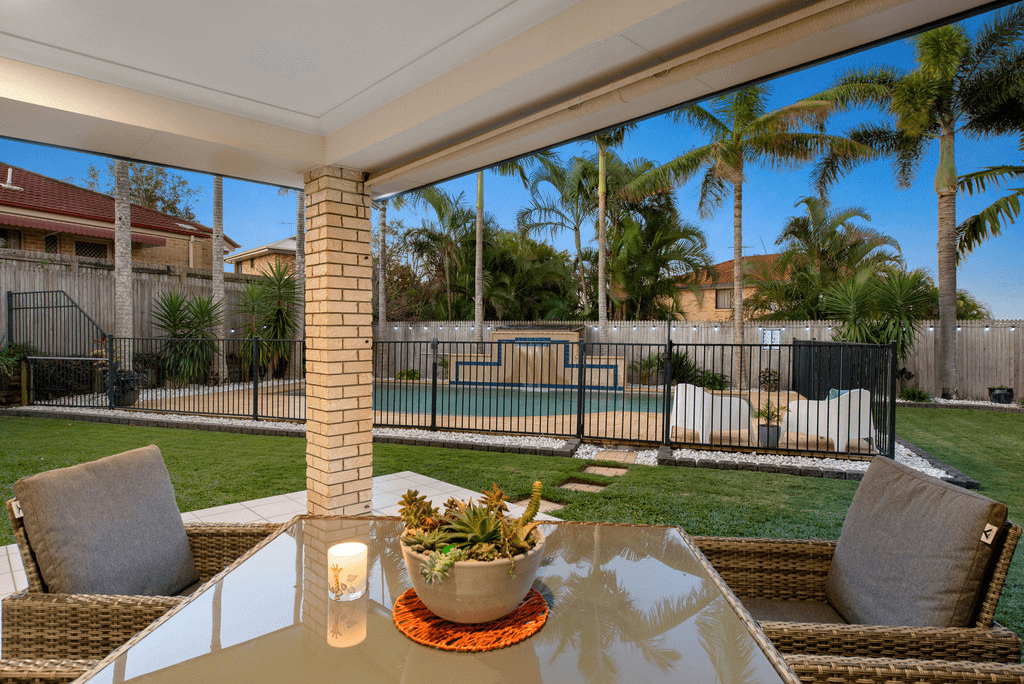 17 Franbridge Place, VICTORIA POINT, QLD 4165