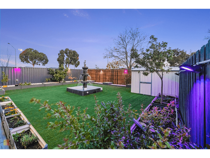 12 Wintersun Court, ROXBURGH PARK, VIC 3064