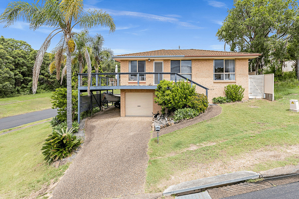 1 Camelot Close, Valentine, NSW 2280