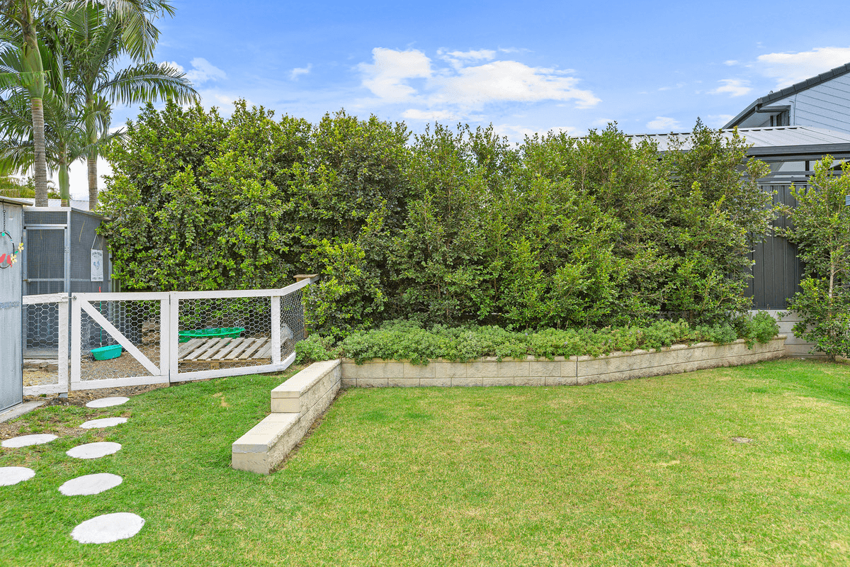 16 Chatsworth Circuit, CAPALABA, QLD 4157