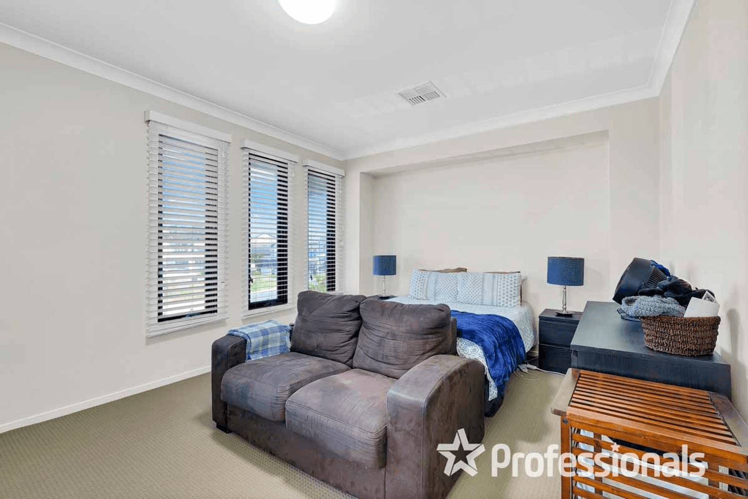 2/341 Caddens Road, Claremont Meadows, NSW 2747