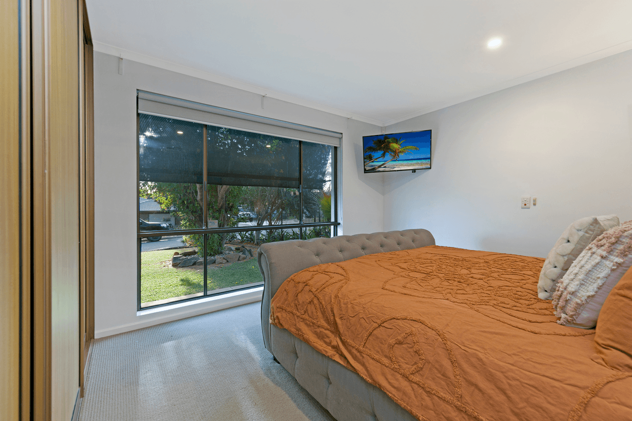 8 Homestead Drive, HILLBANK, SA 5112