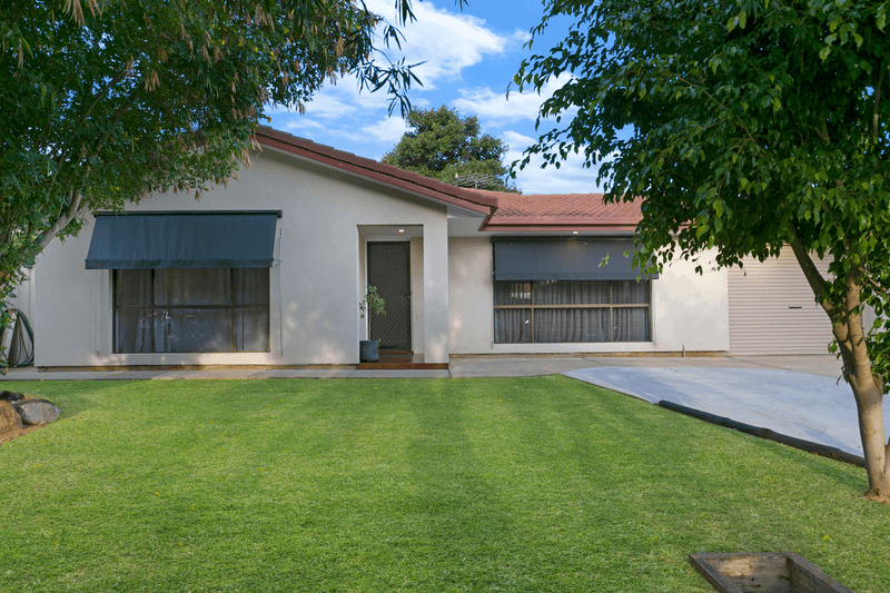 8 Homestead Drive, HILLBANK, SA 5112