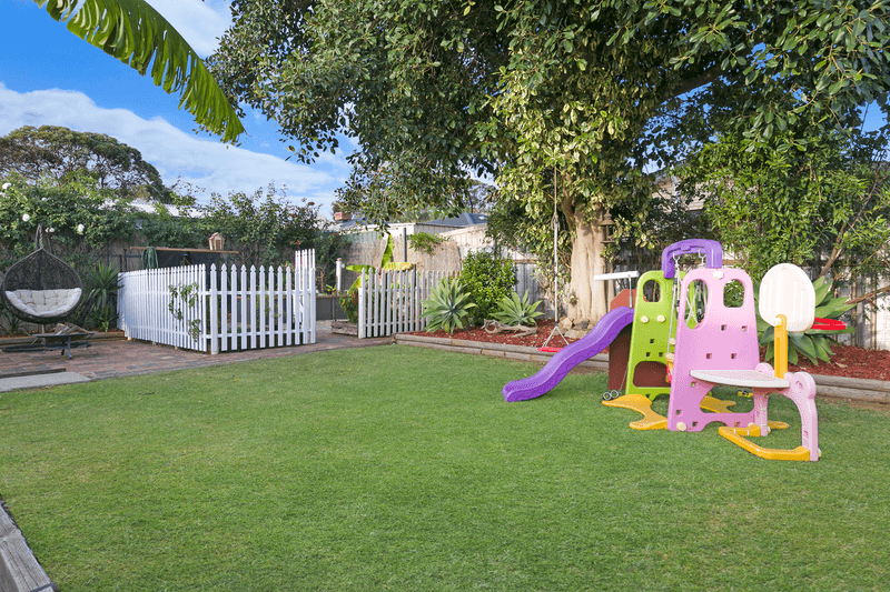 8 Homestead Drive, HILLBANK, SA 5112