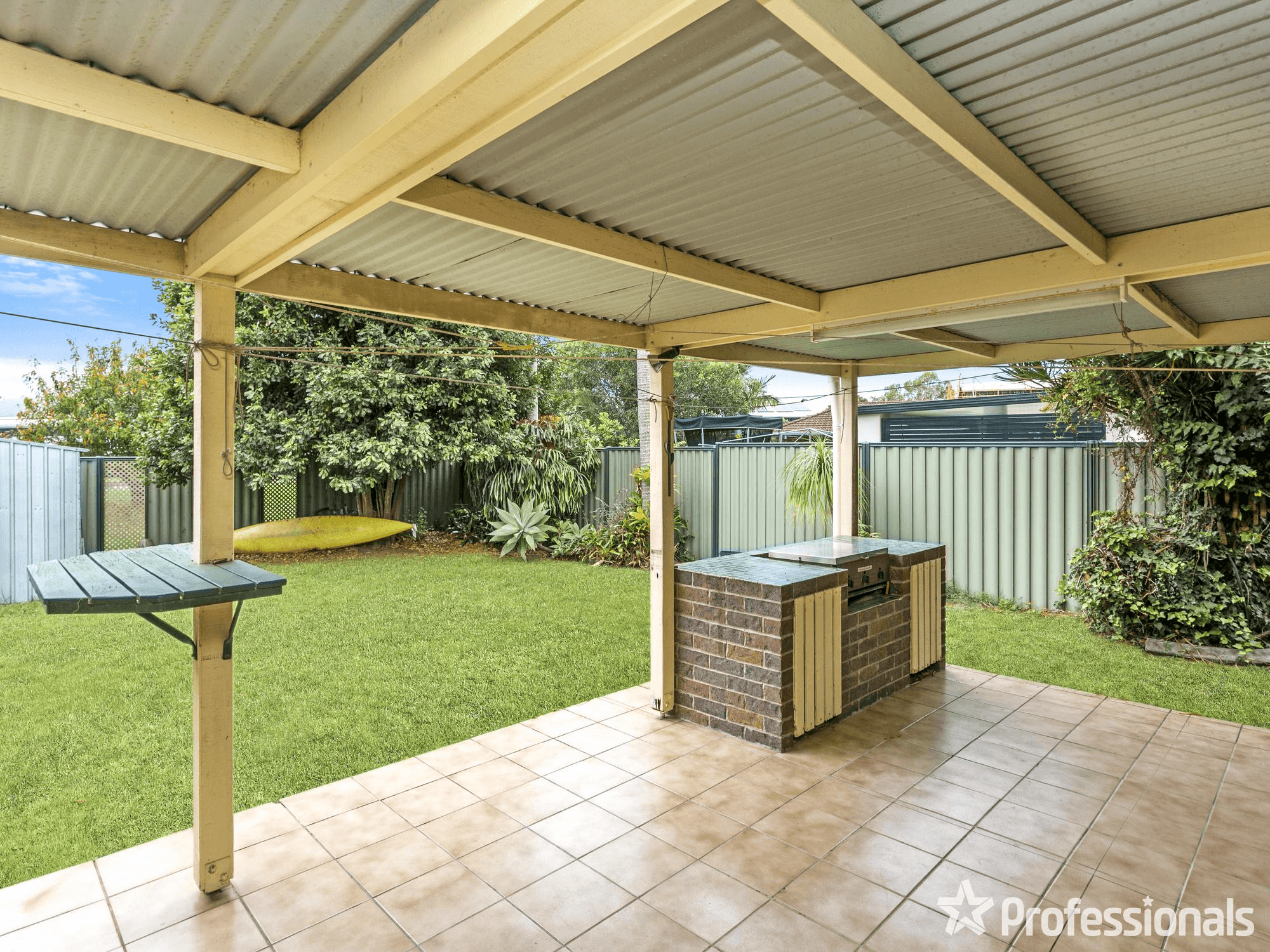 22 Whistler Drive, BURLEIGH WATERS, QLD 4220