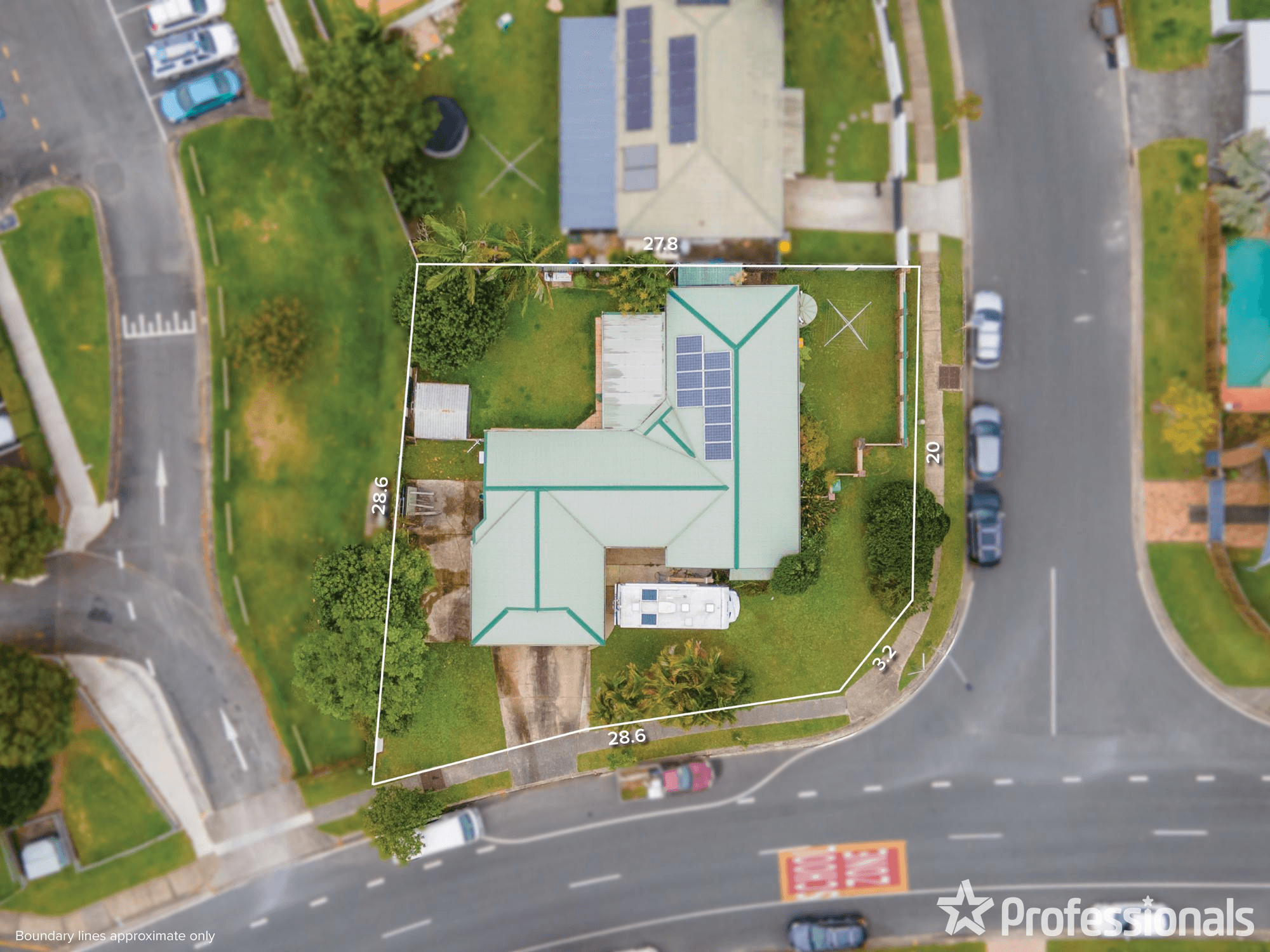 22 Whistler Drive, BURLEIGH WATERS, QLD 4220