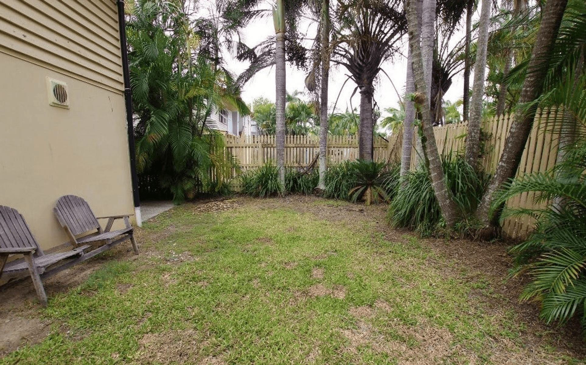 8 Beaton Street, West Mackay, QLD 4740