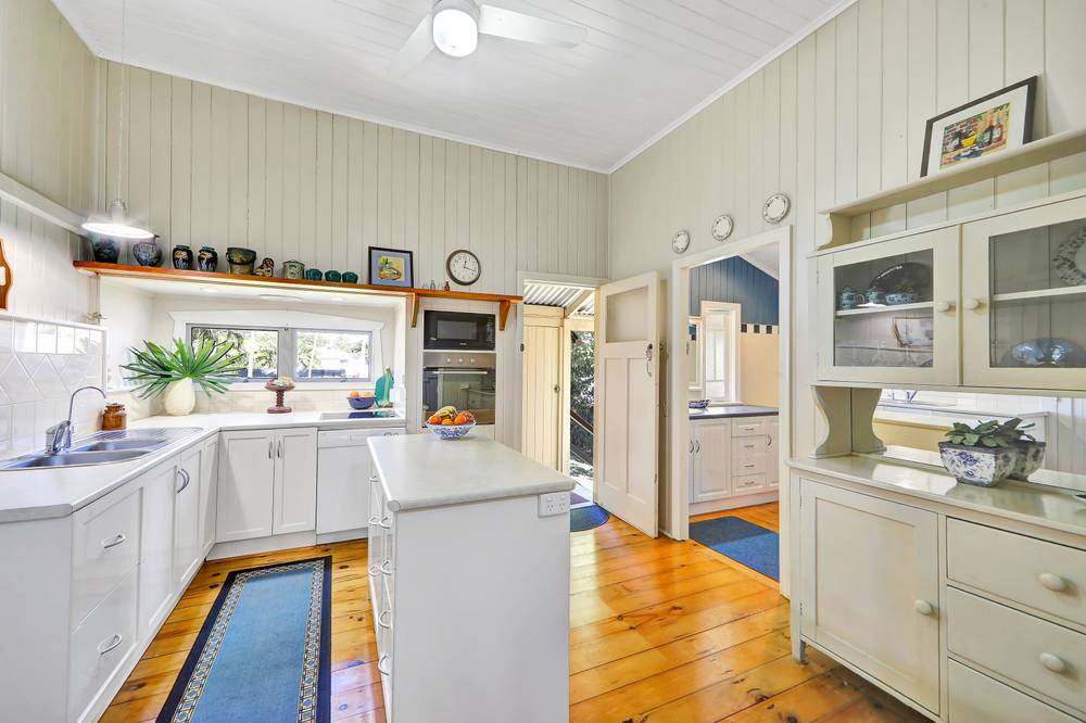 24 Thornhill Street, BUNDABERG NORTH, QLD 4670