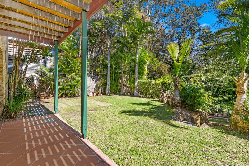 54 Forest Drive, ELANORA, QLD 4221