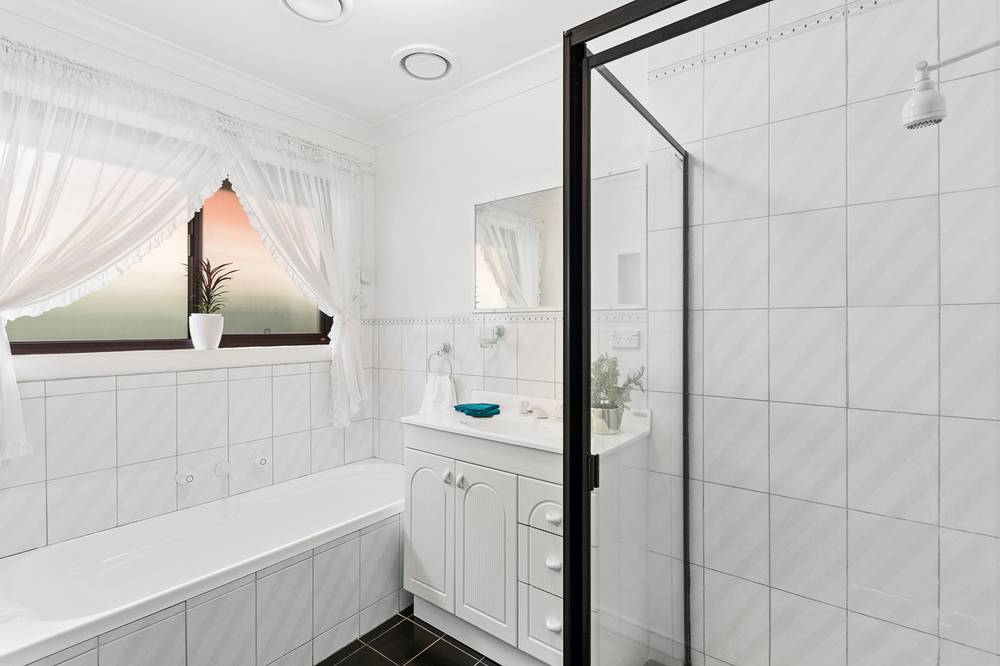 8 Warrenwood Avenue, Hoppers Crossing, VIC 3029