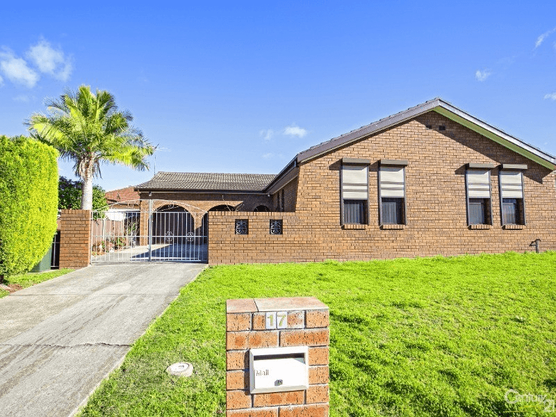 17 Dakota Drive, Bossley Park, NSW 2176