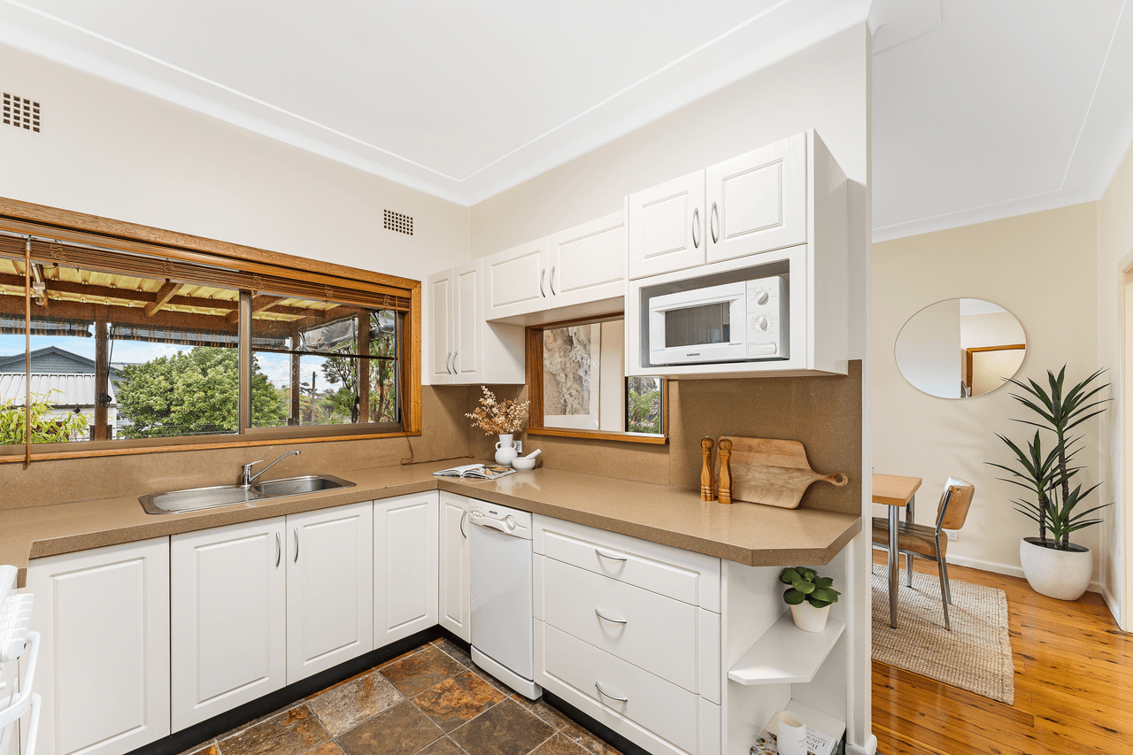 162 Parkes Street, HELENSBURGH, NSW 2508