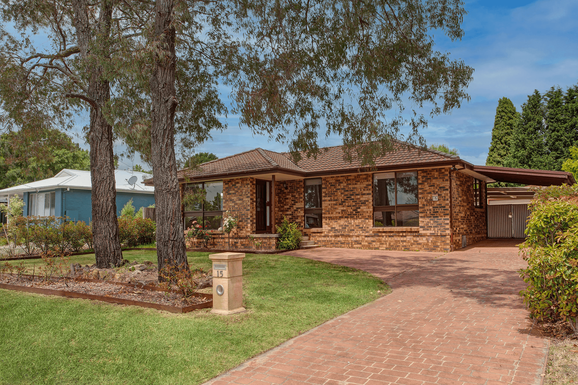 15 Koyong Close, MOSS VALE, NSW 2577