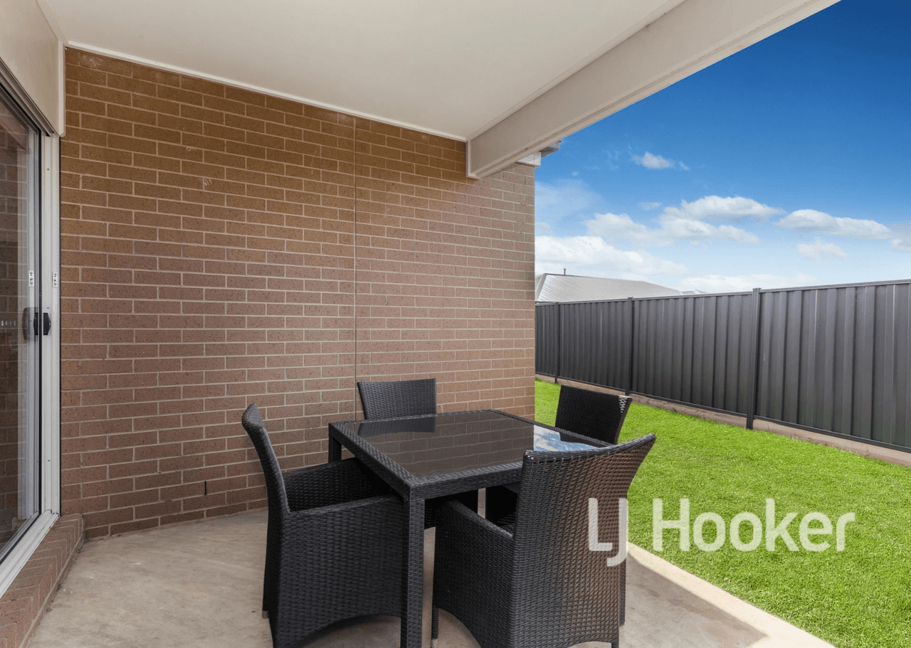 11 Greenaway Drive, KILMORE, VIC 3764
