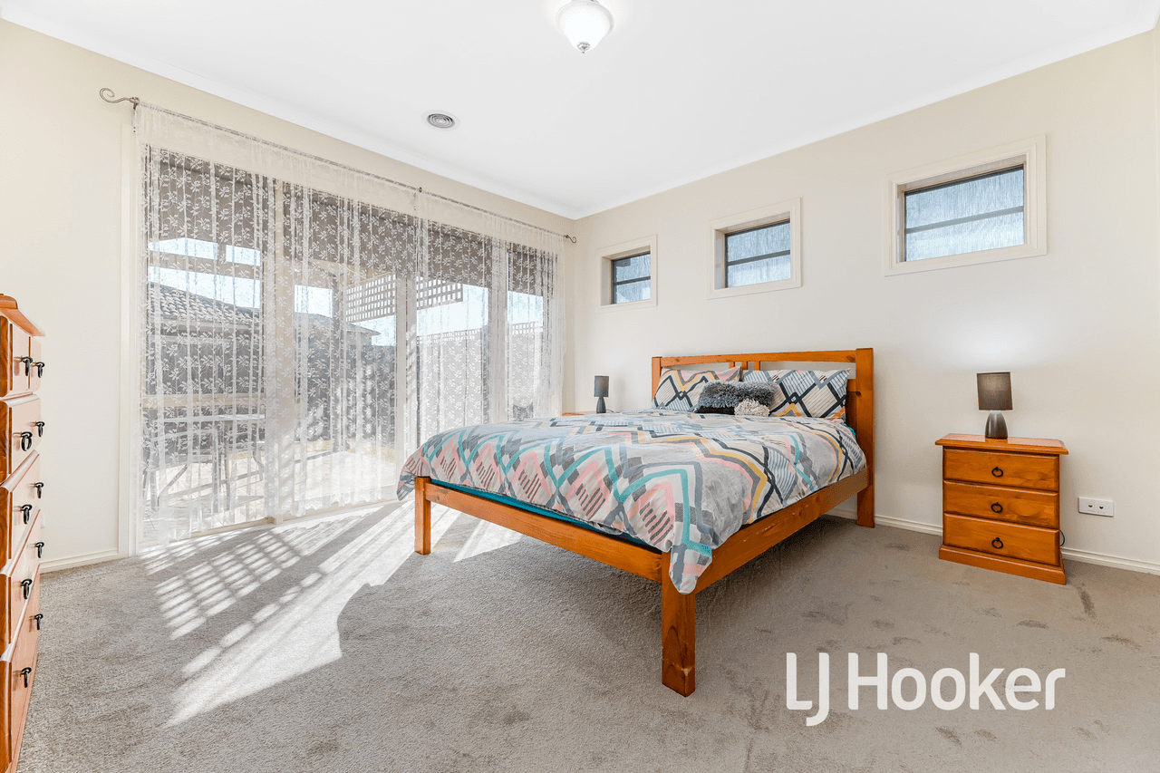 6/27-29 Rogers Street, PAKENHAM, VIC 3810