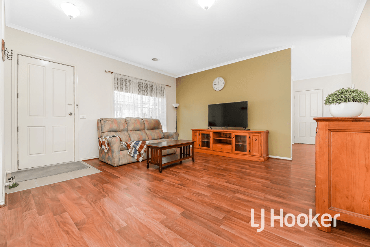 6/27-29 Rogers Street, PAKENHAM, VIC 3810