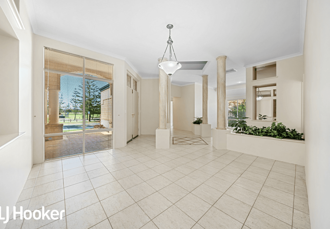 19 Miami Beach Promenade, ILUKA, WA 6028