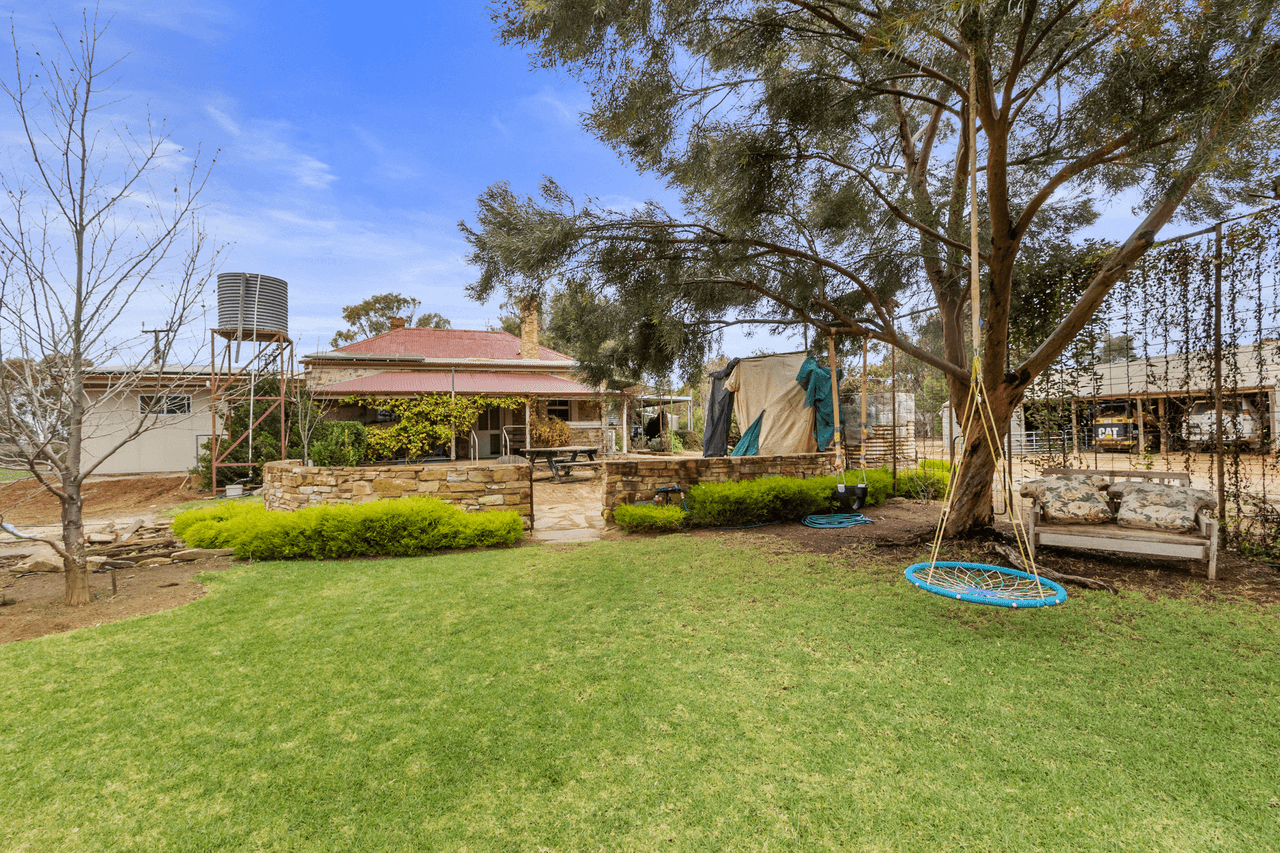 111  Johnburgh Road, ORROROO, SA 5431