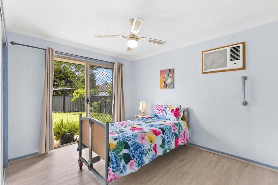 37 Cathedral Avenue, MOLENDINAR, QLD 4214