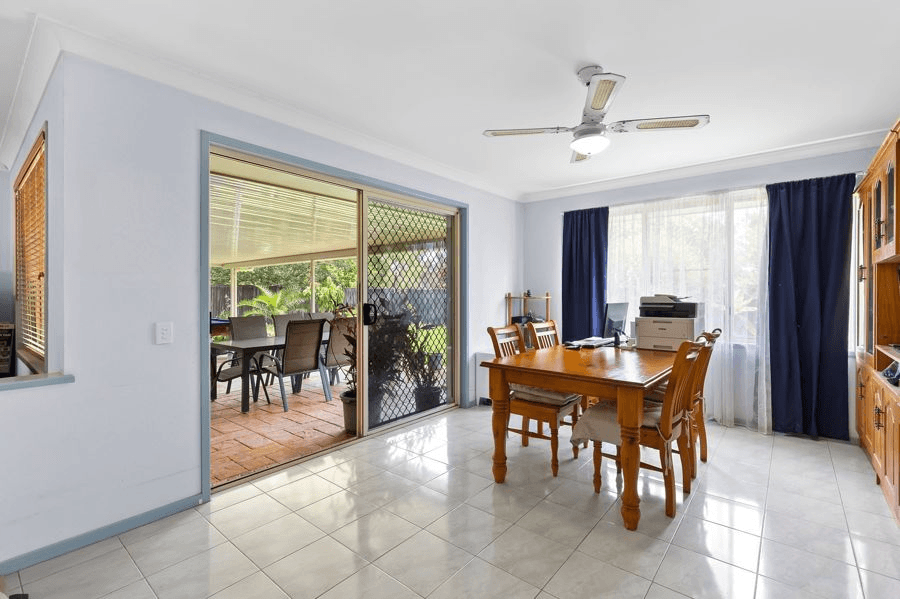 37 Cathedral Avenue, MOLENDINAR, QLD 4214