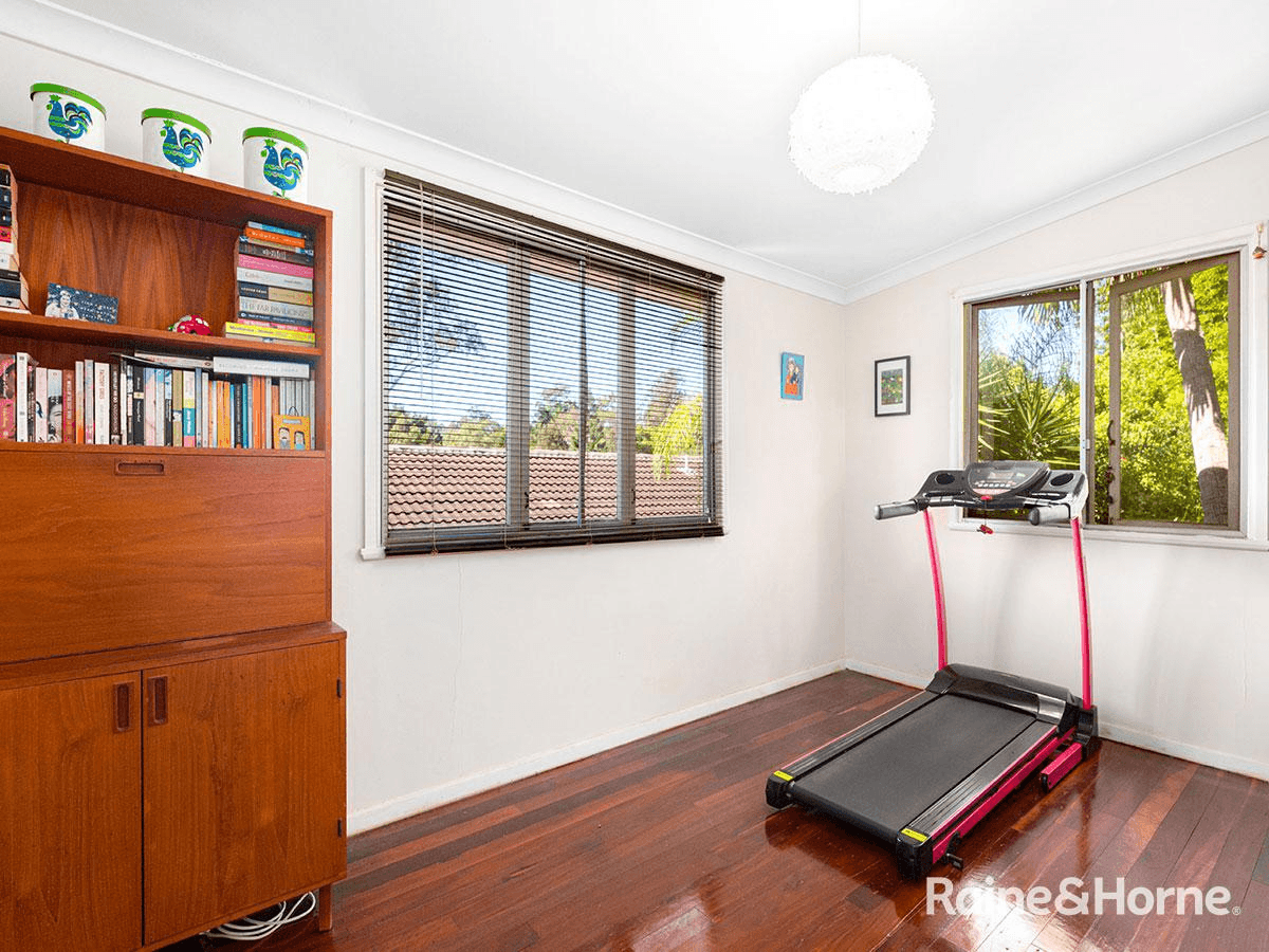 37 Lentara Street, KENMORE, QLD 4069