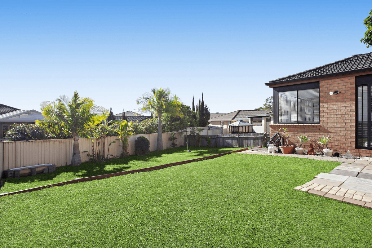 25 The Grove, Watanobbi, NSW 2259