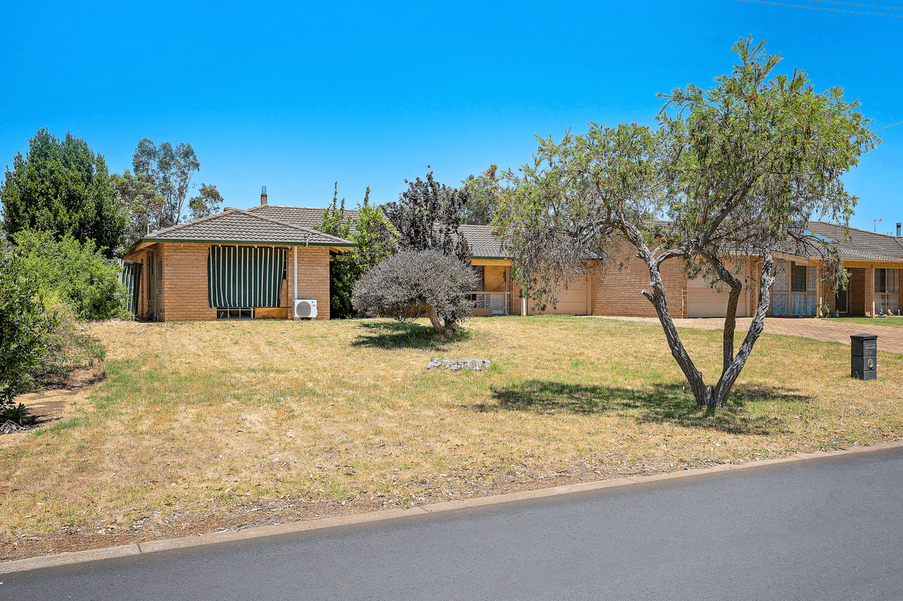 10A Hutton Road, Capel, WA 6271