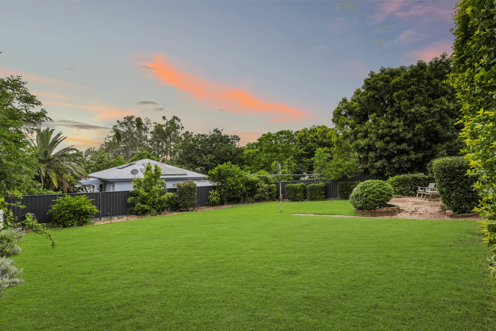 51 Holdsworth Road, NORTH IPSWICH, QLD 4305