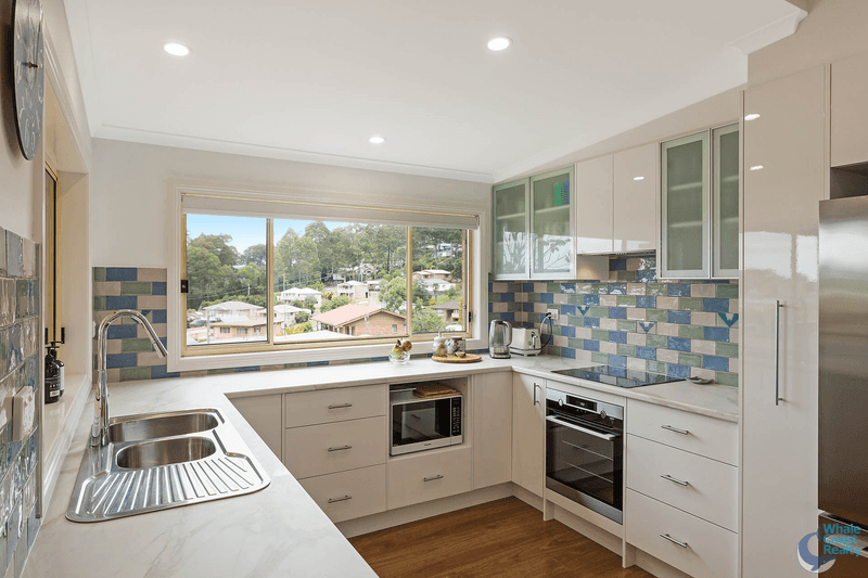 29 Fishermans Crescent, NORTH NAROOMA, NSW 2546