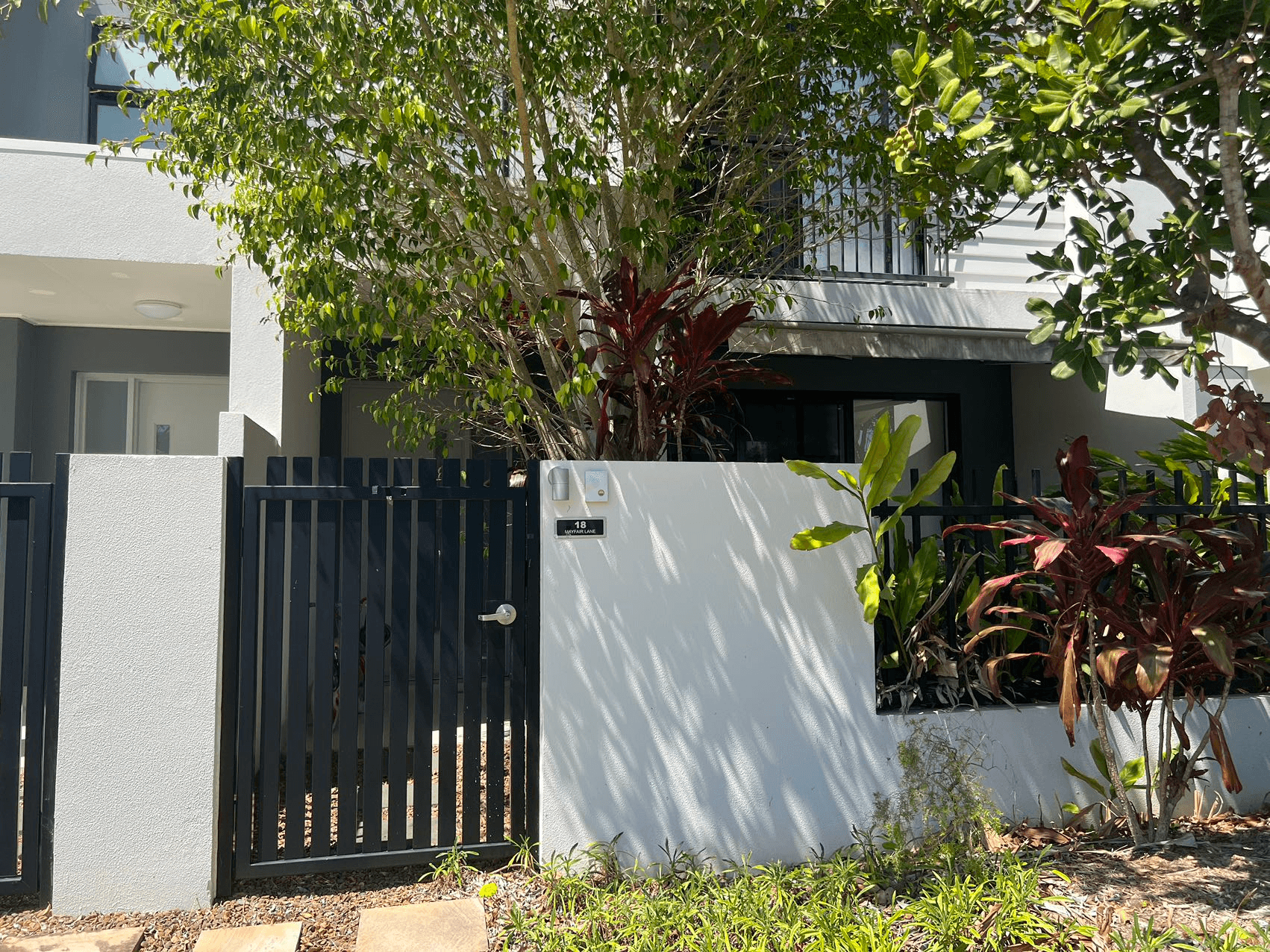 18 Mayfair Lane, HOPE ISLAND, QLD 4212