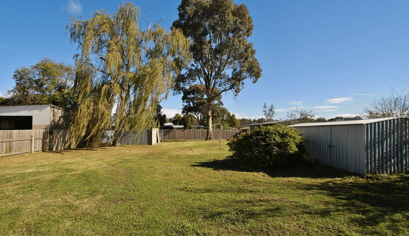 25 High Street, HEATHCOTE, VIC 3523