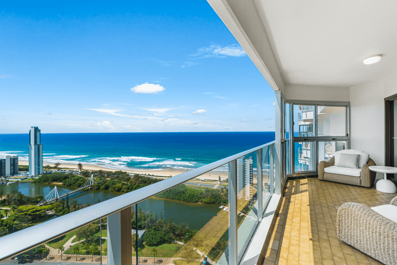 162/2 Admiralty Drive, PARADISE WATERS, QLD 4217