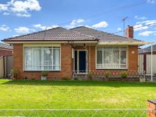 8 Glinden Avenue, Ardeer, VIC 3022