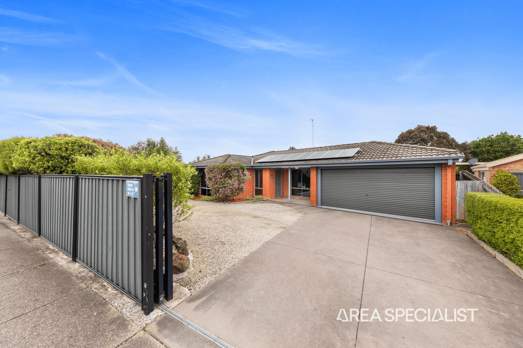 50 Leigh Drive, Pakenham, VIC 3810