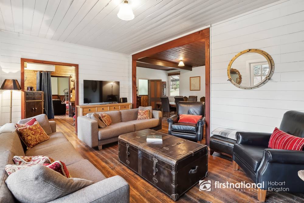 215 Lighthouse Road, SOUTH BRUNY, TAS 7150