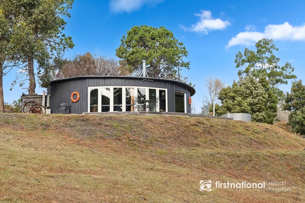 215 Lighthouse Road, SOUTH BRUNY, TAS 7150