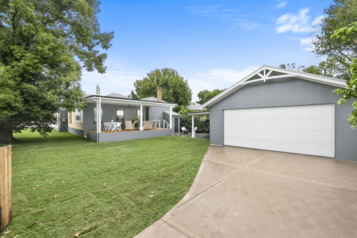 1 Belmore Road, Lorn, NSW 2320