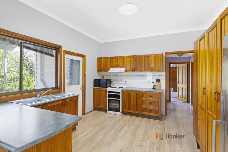 2b Harding Avenue, LAKE MUNMORAH, NSW 2259