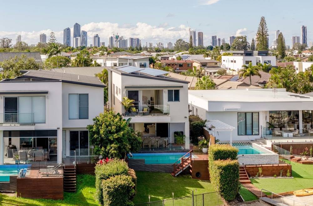 1/10 Nootka Court, BROADBEACH WATERS, QLD 4218