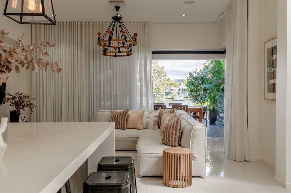 1/10 Nootka Court, BROADBEACH WATERS, QLD 4218