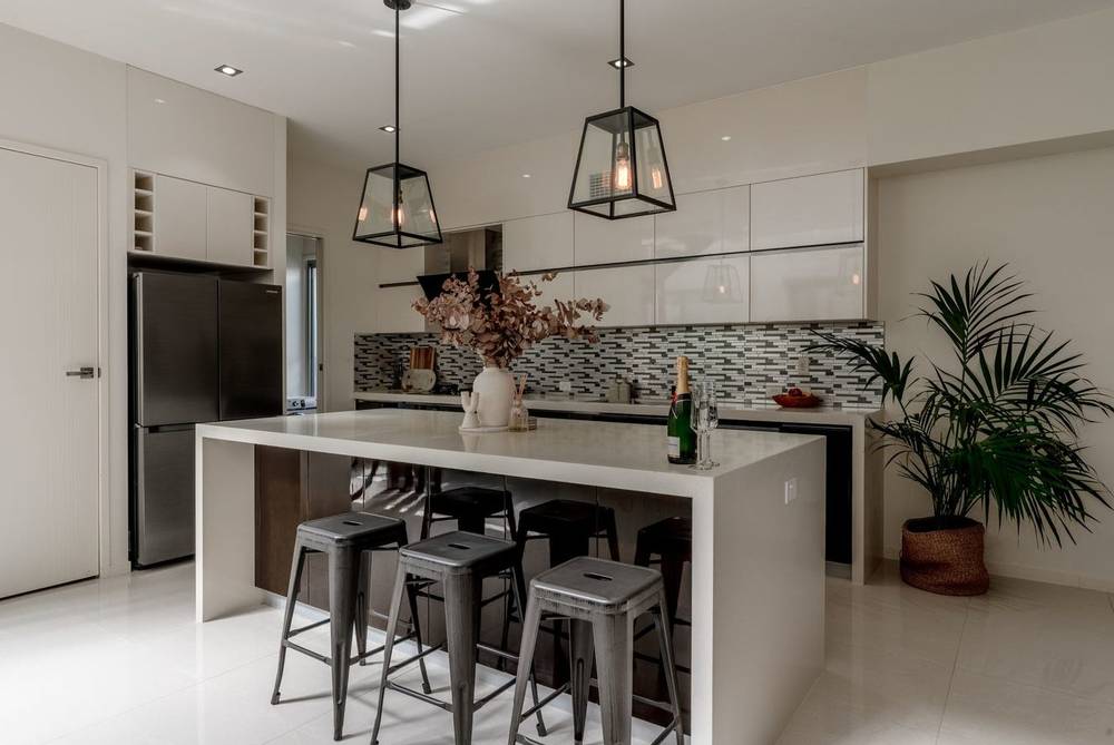 1/10 Nootka Court, BROADBEACH WATERS, QLD 4218